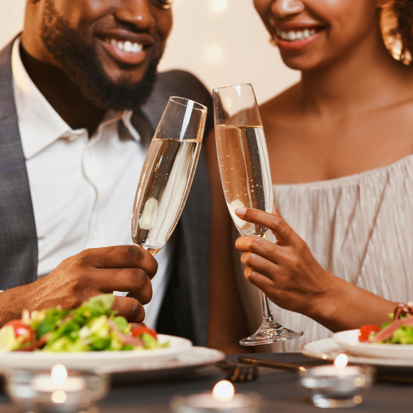 Blog-Main-4-ways-to-attract-couples-to-your-restaurant