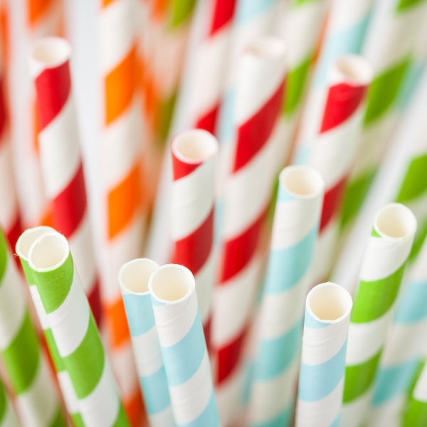 Blog-Main-alternative-uses-for-paper-straws