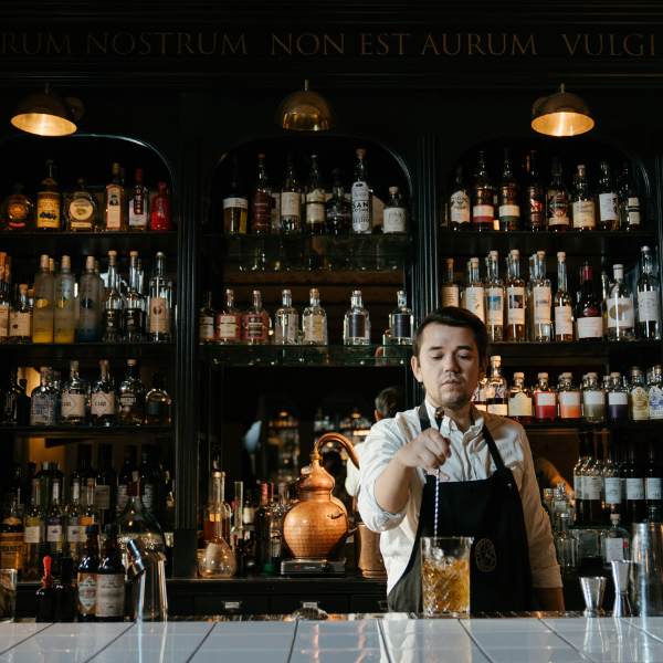 Blog-Main-how-to-become-a-bartender