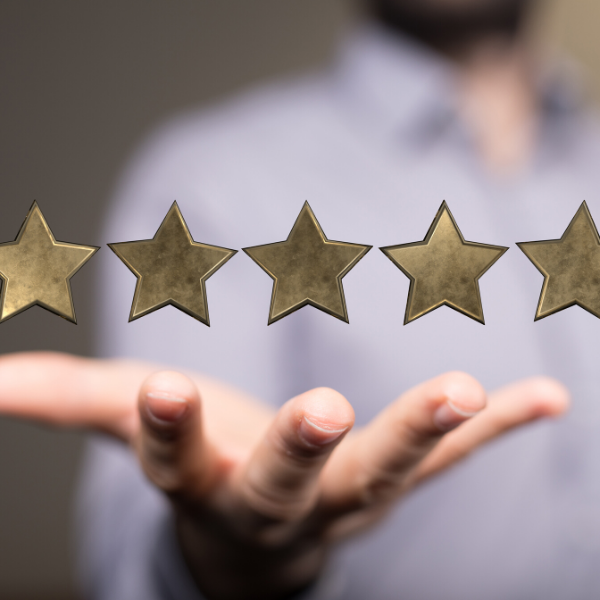 Blog-Main-how-to-handle-a-food-critic-in-your-restaurant