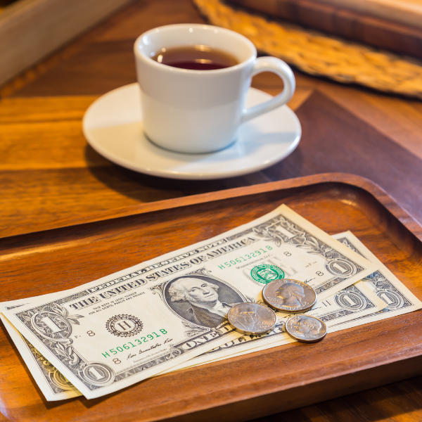 Blog-Main-pros-and-cons-no-tipping-policy