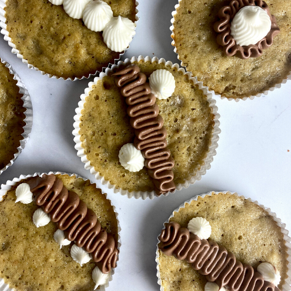 Blog-Main-recipe-banana-cupcakes-with-cream-cheese-frosting