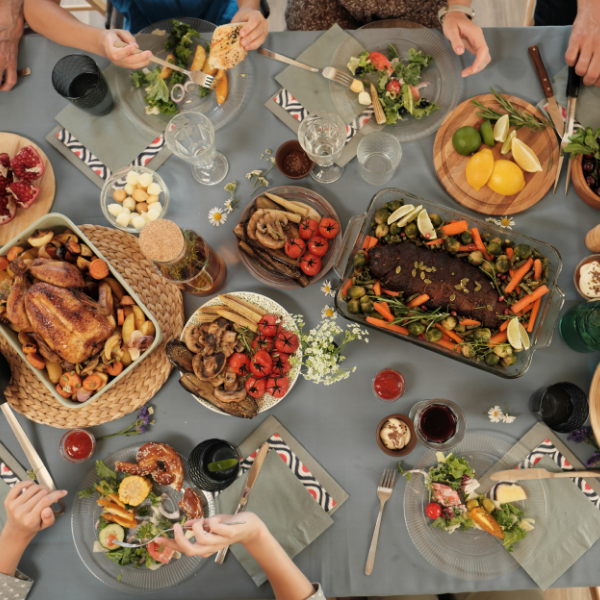 Blog-Main-what-is-family-style-dining