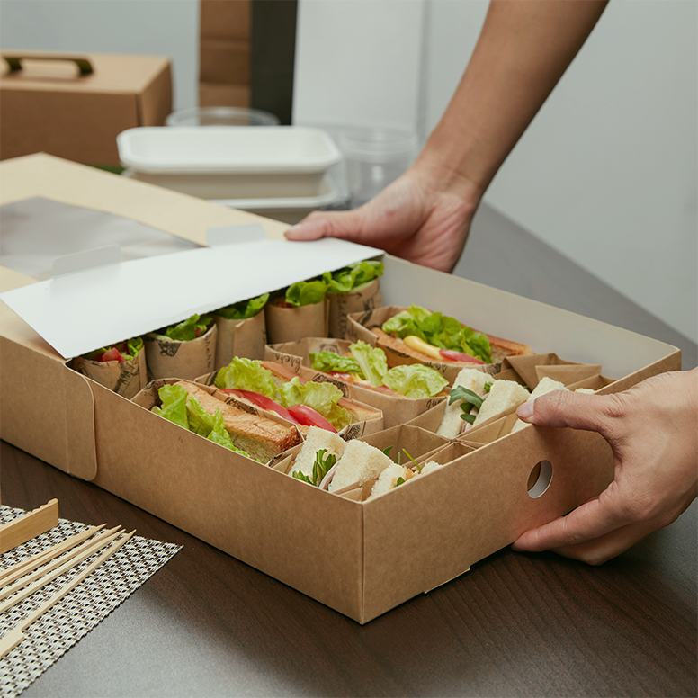Disposable Serving and Catering Trays