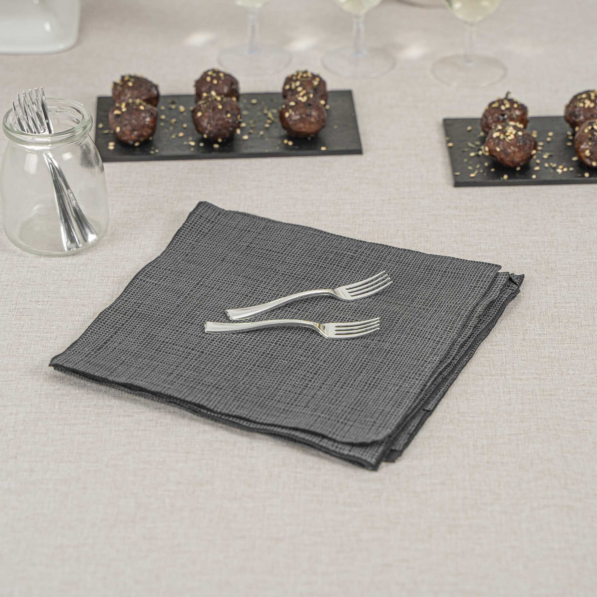 Mini Serve 100 Fish Clear 3.7" Plastic Tasting Plates and 100 Silver Plastic 4" Mini Forks