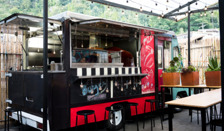 outdoor seating at food truck