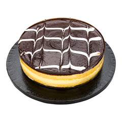 Pastry Tek Round Black Cardboard Cake Drum Board - Covered Edge - 10