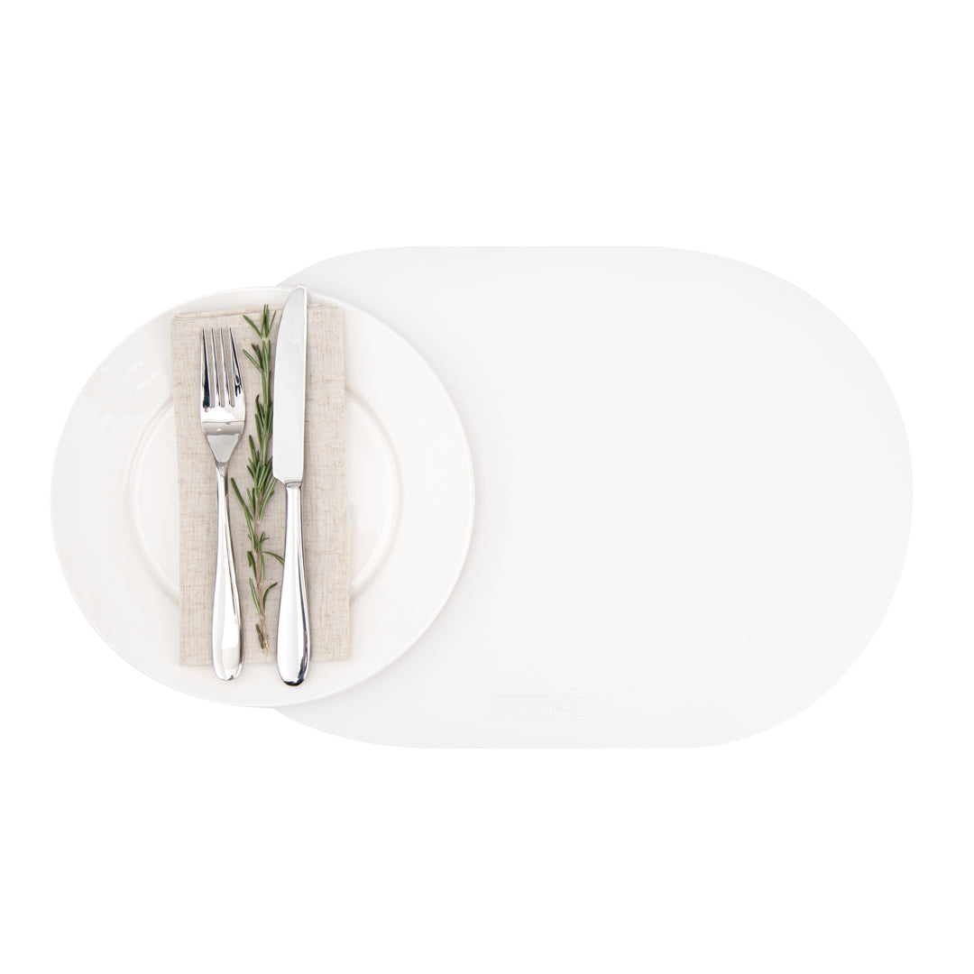 Chef 101 Oval White Vinyl Placemat - Embossed - 17 3/4" x 12" - 6 count box