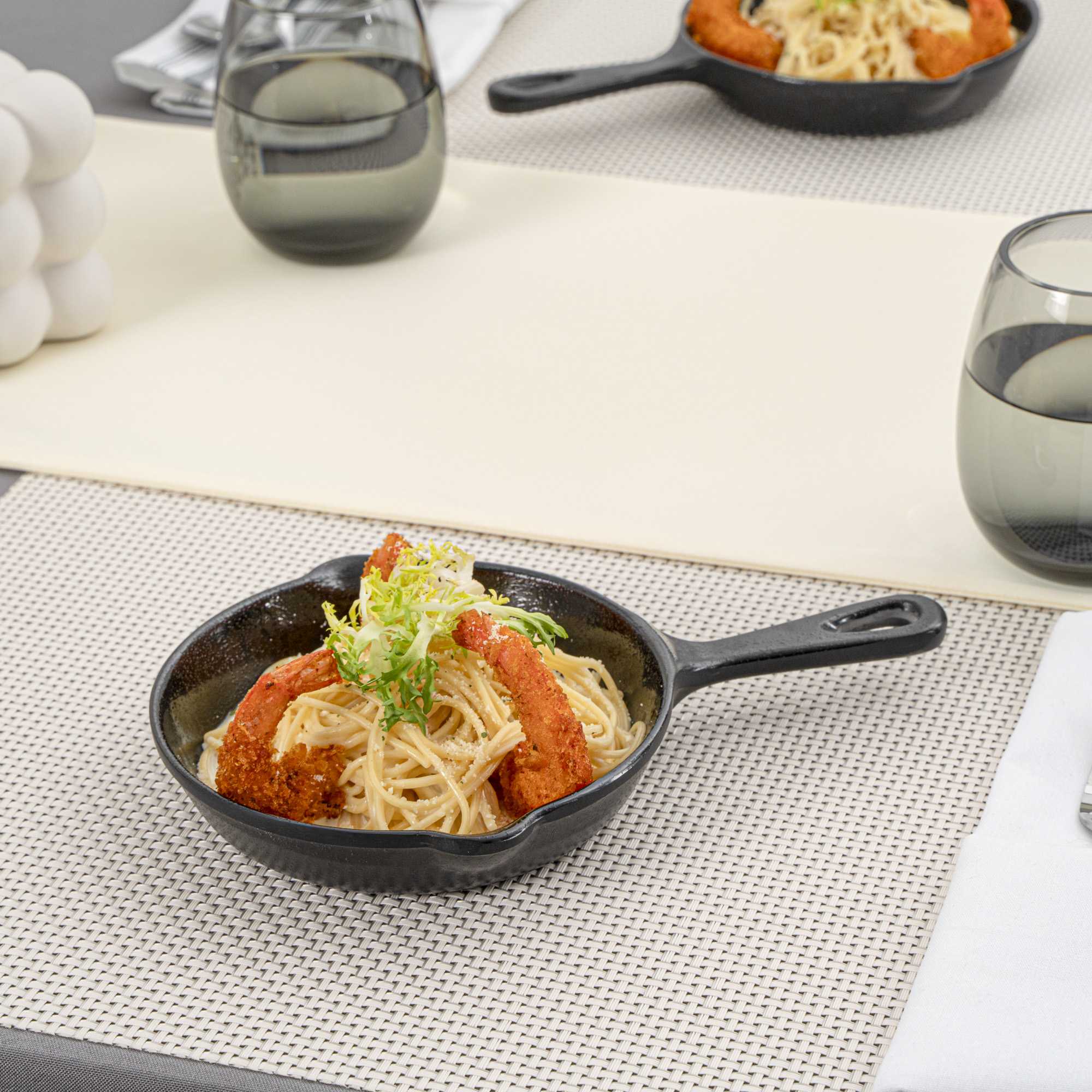 Voga 12 oz Black Melamine Serving Dish with Handle - Faux Cast Iron - 10" x 6 3/4" x 1 1/4" - 6 count box