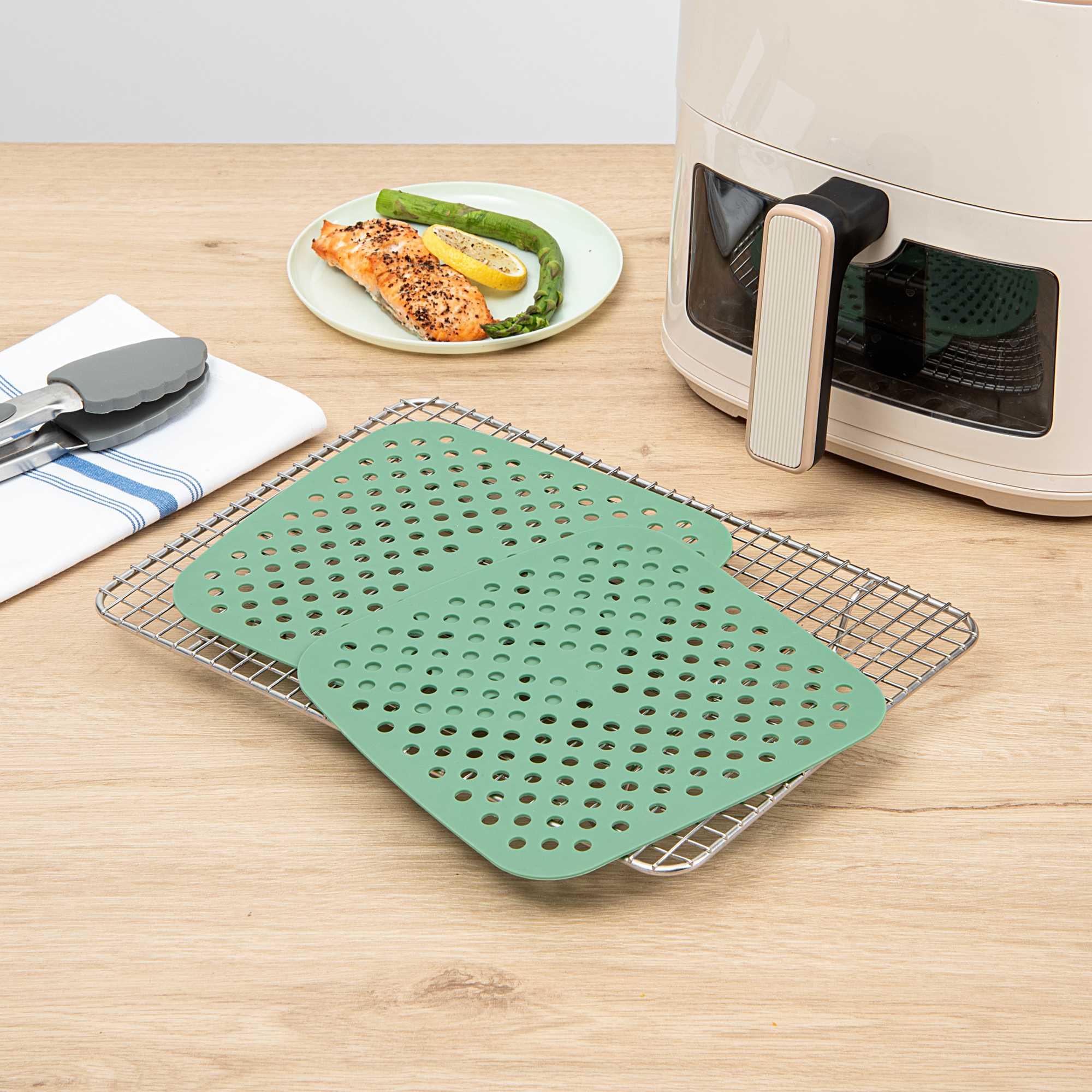 Pastry Tek Square Green Reusable Silicone Air Fryer Liner - Non-Stick, For 3 qt or Bigger - 7 1/2" - 2 count box