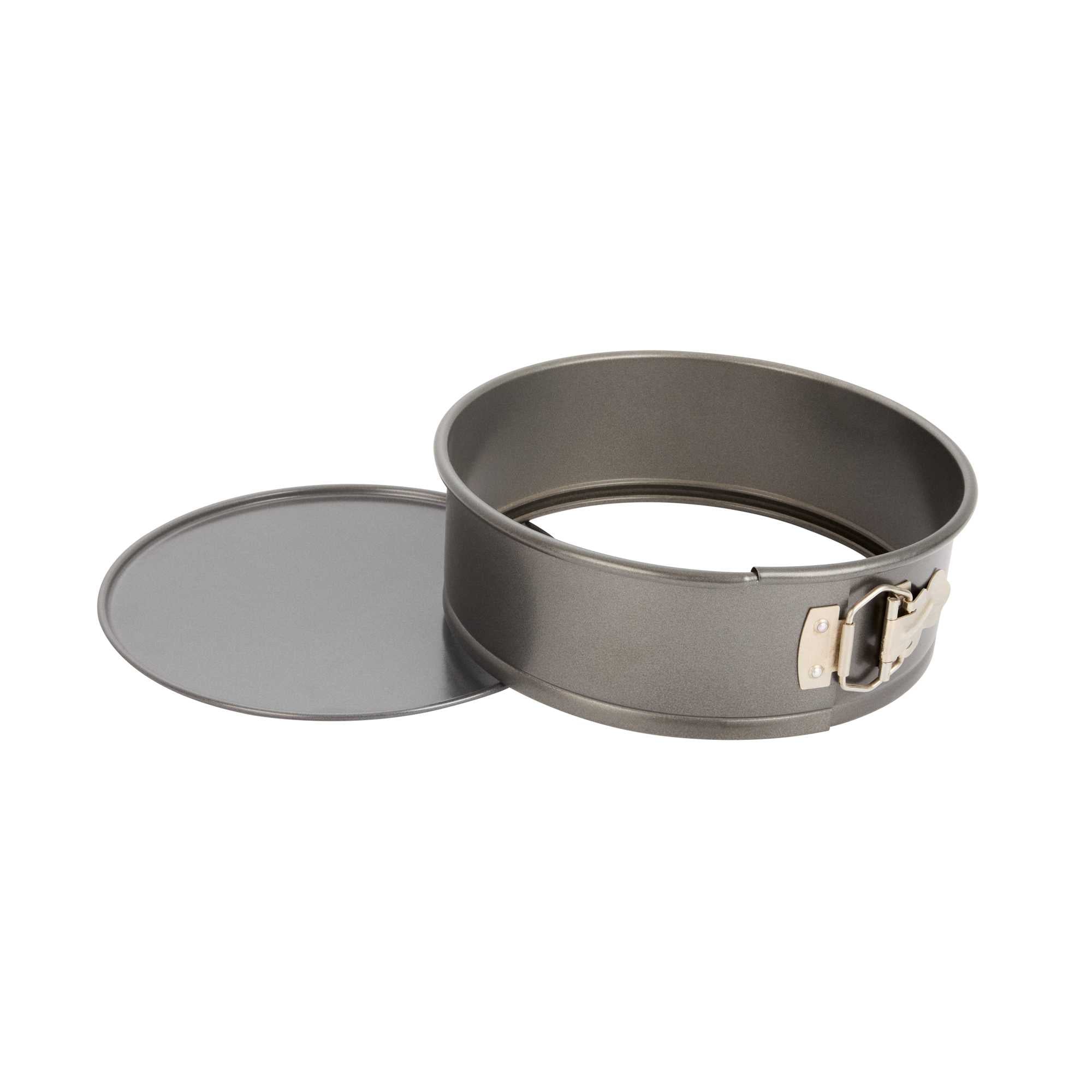 Pastry Tek Round Aluminized Steel Springfoam Cake Pan - Non-Stick - 9" × 9" × 3" - 12 count box