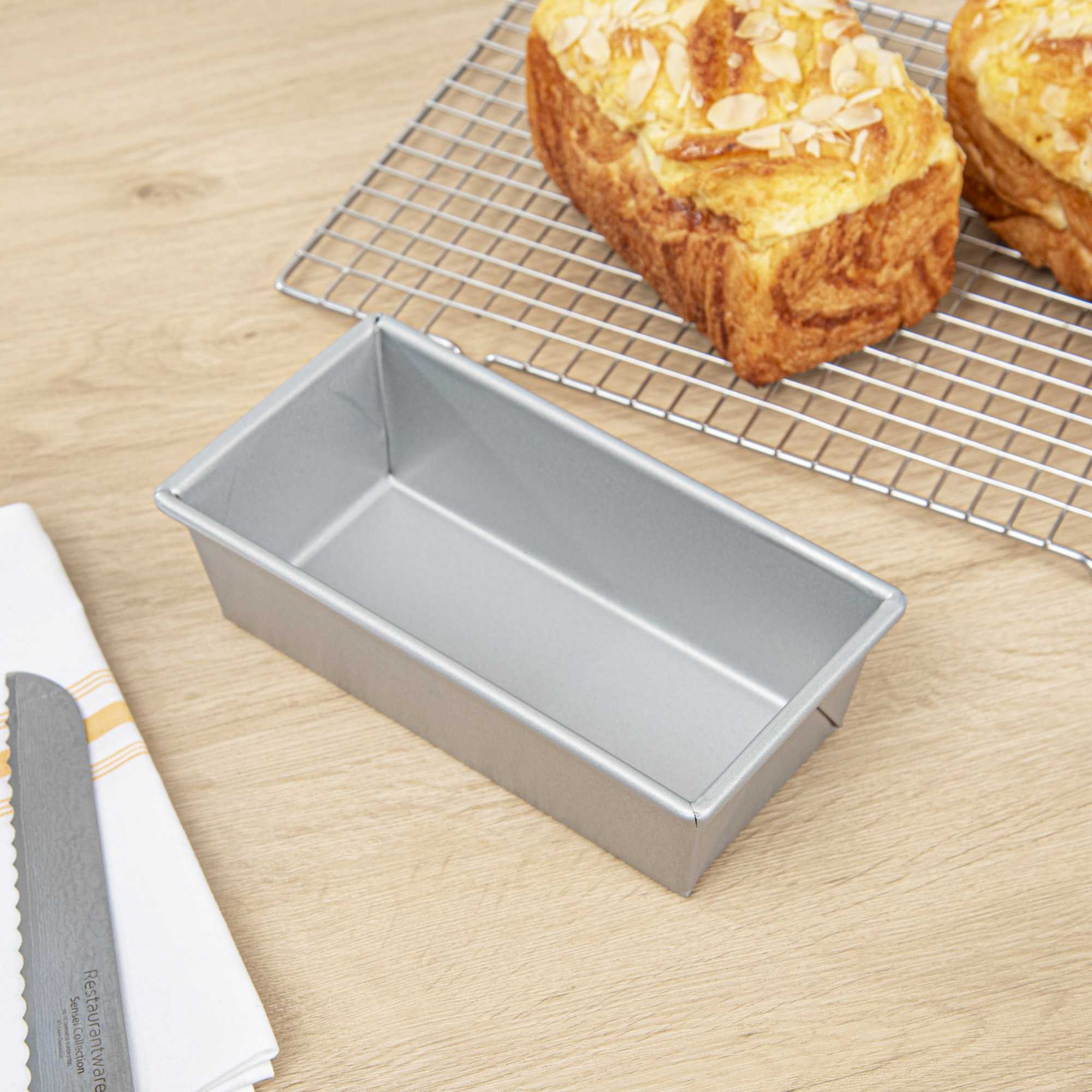 Pastry Tek 3/4 lb Glazed Aluminized Steel Bread Loaf Pan - 8 1/2" x 4 1/2" x 2 1/2" - 24 count box