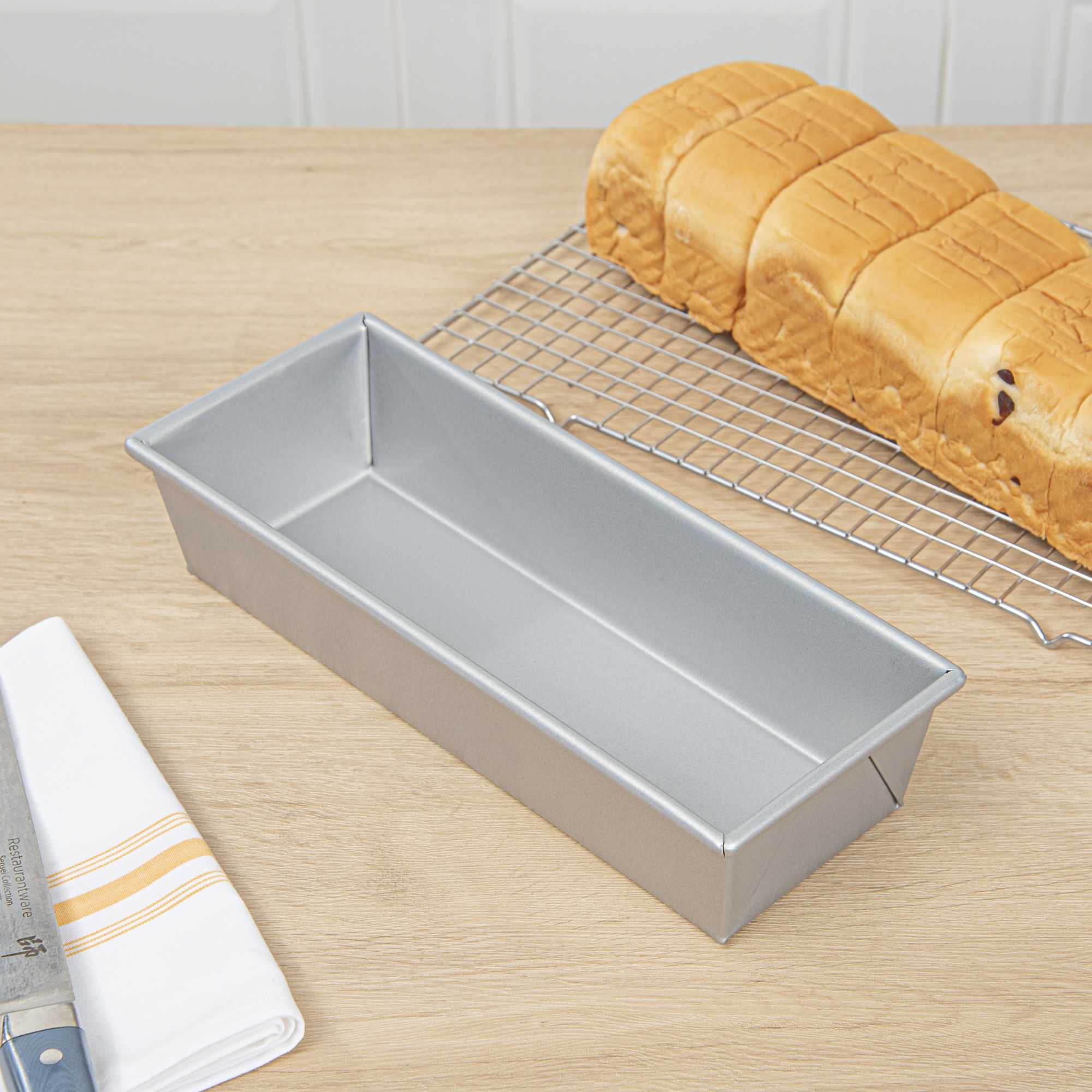 Pastry Tek 1.5 lb Glazed Aluminized Steel Bread Loaf Pan - 12 3/4" x 5" x 2 3/4" - 24 count box