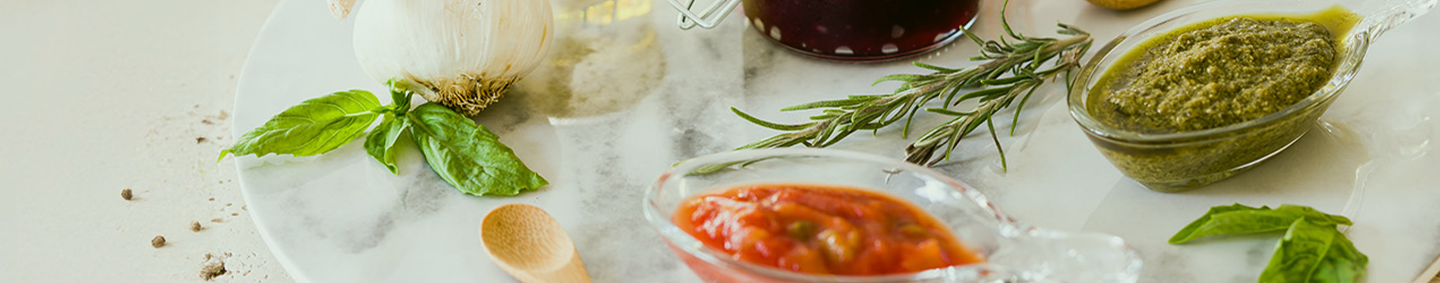 Disposable Mini Appetizer Plates & Tasting Dishes