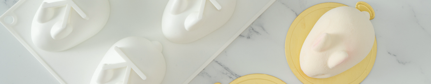 Silicone Bread Pans & Molds