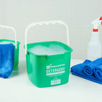 jugs_buckets_and_pails_capacity_8_quarts.jpg