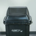 plastic_utility_trash_cans_type_lids.jpg